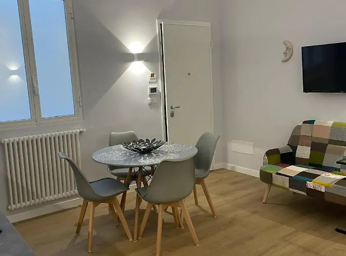 アパート Luna&sole Oreste - Self Check-in バーリ